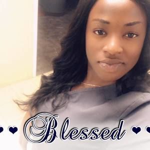 Meet your Posher, Annaïs